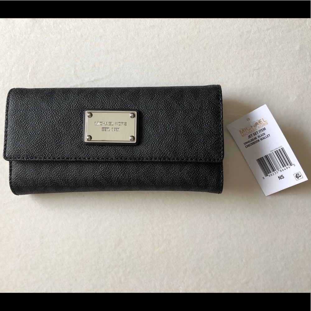 FLASH SALE Michael Kors Black Logo Wallet